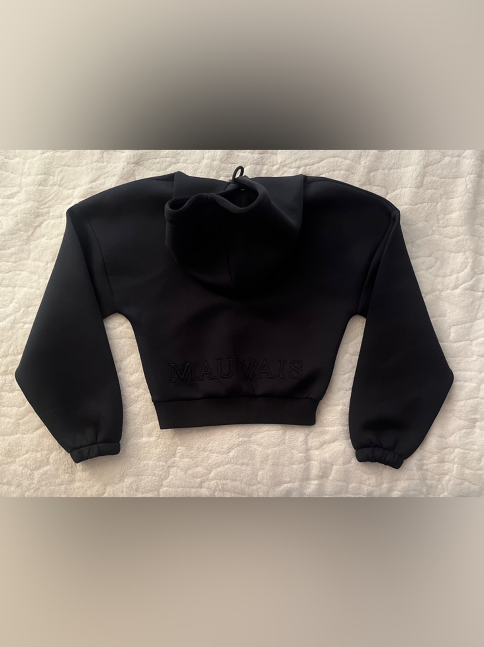 Cropped sweatshirt from the brand MAUVAIS embroidered the back size S